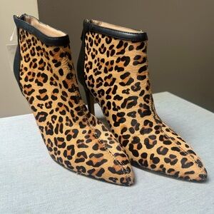 Adrienne Vittadini Nyla calf hair leopard print ankle boot booties Size size 7.5
